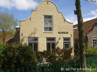 Aike van Rel, Smoke-free holiday accommodation on Terschelling