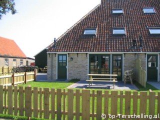 De Stormvogel 5, Smoke-free holiday accommodation on Terschelling