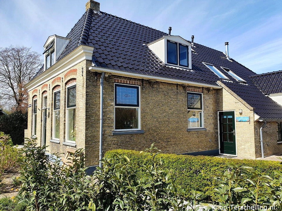 Zeeroos, Holiday home on Terschelling for 2 persons