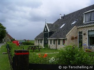 Fam.de Hek, Holiday home on Terschelling for 6 persons