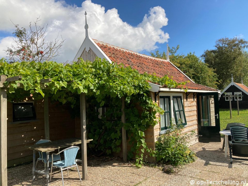 Dotterbloem, Holiday home on Terschelling for 2 persons